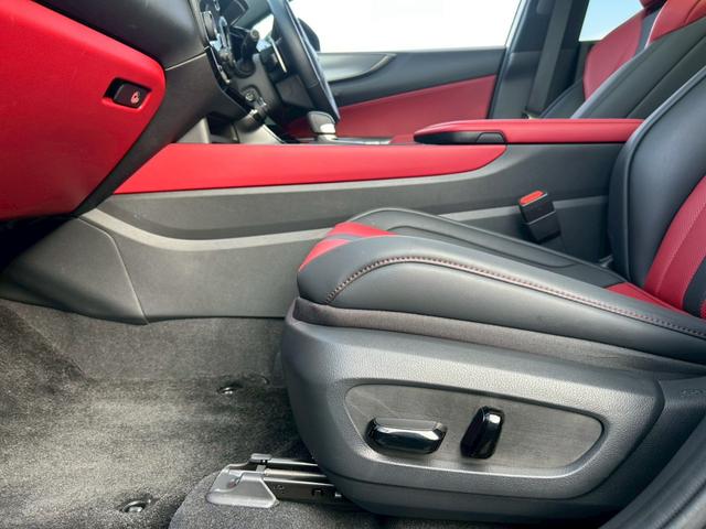 ＮＸ ＮＸ３５０ｈ　Ｆスポーツ　後席電動格納シート／パノラマルーフ／デジタルインナーミラー／３眼ＬＥＤヘッドライト／後席シートヒーター／ルーフレール／ワンオーナー／純正２０インチアルミ／ブラインドスポットモニター／内装レッド／ＥＴＣ（55枚目）