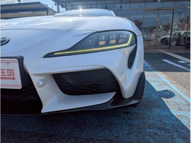 スープラ 　ＧＲフロントスポイラー／ＧＲサイドスカート／ＧＲリアサイドスポイラー／ＧＲトランクスポイラー／ＧＲ１９鍛造アルミホイール／ＧＲサイドドアガーニッシュ／純正ナビ／フルセグＴＶ／バックカメラ／ＥＴＣ車載器（13枚目）