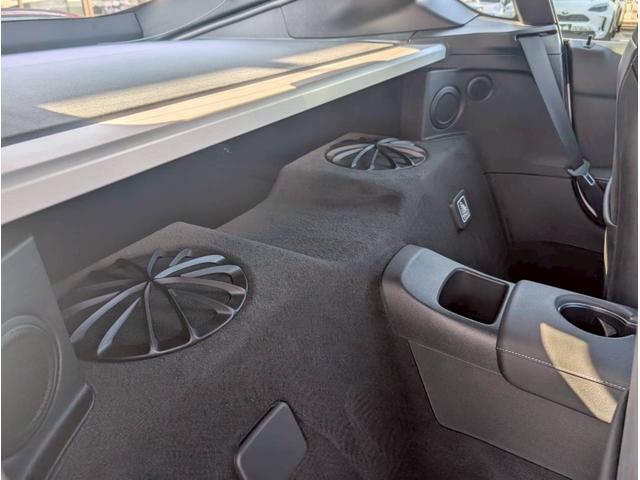 スープラ 　ＧＲフロントスポイラー／ＧＲサイドスカート／ＧＲリアサイドスポイラー／ＧＲトランクスポイラー／ＧＲ１９鍛造アルミホイール／ＧＲサイドドアガーニッシュ／純正ナビ／フルセグＴＶ／バックカメラ／ＥＴＣ車載器（48枚目）