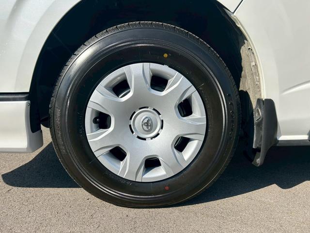 ハイエースバン スーパーGL ダークプライムII 寒冷地仕様/両側電動スライドドア/デジタルインナーミラー/AC100V電源/リアクーラースイッチ/パノラミックビューモニター/社外フロントスポイラー/禁煙車/トヨタセーフティーセンス/クリアランスソナ(18枚目)