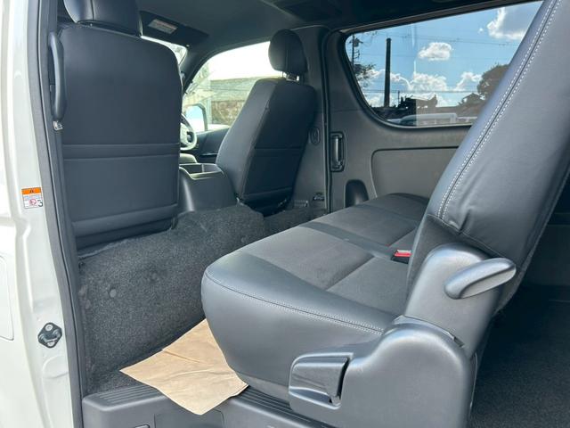 ハイエースバン スーパーGL ダークプライムII 寒冷地仕様/両側電動スライドドア/デジタルインナーミラー/AC100V電源/リアクーラースイッチ/パノラミックビューモニター/社外フロントスポイラー/禁煙車/トヨタセーフティーセンス/クリアランスソナ(38枚目)