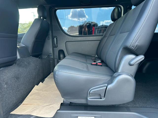 ハイエースバン スーパーGL ダークプライムII 寒冷地仕様/両側電動スライドドア/デジタルインナーミラー/AC100V電源/リアクーラースイッチ/パノラミックビューモニター/社外フロントスポイラー/禁煙車/トヨタセーフティーセンス/クリアランスソナ(39枚目)