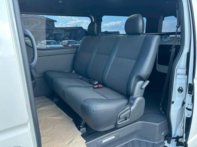 ハイエースバン スーパーGL ダークプライムII 寒冷地仕様/両側電動スライドドア/デジタルインナーミラー/AC100V電源/リアクーラースイッチ/パノラミックビューモニター/社外フロントスポイラー/禁煙車/トヨタセーフティーセンス/クリアランスソナ(40枚目)