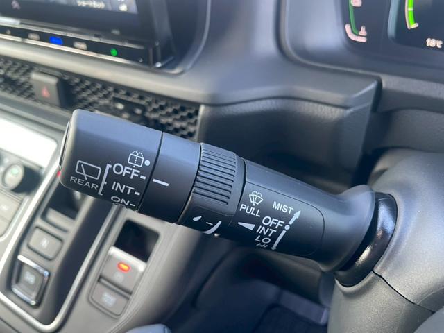 ステップワゴン ｅ：ＨＥＶスパーダ　ワンオーナー／マルチビューカメラシステム／後退出庫サポート／２列目オットマン／１１．４インチギャザズナビ／１５．６インチ後席モニター／ＢＳＭ／ＣＤ・ＤＶＤ／電動リアゲート／フルセグＴＶ／シートヒーター（31枚目）