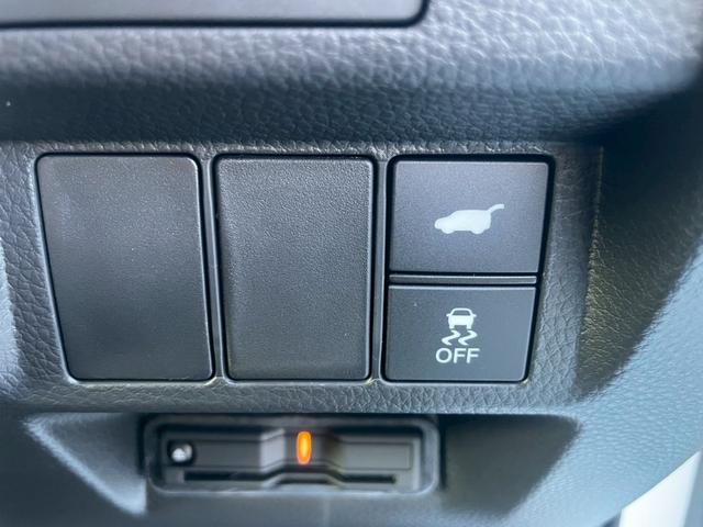 ステップワゴン ｅ：ＨＥＶスパーダ　ワンオーナー／マルチビューカメラシステム／後退出庫サポート／２列目オットマン／１１．４インチギャザズナビ／１５．６インチ後席モニター／ＢＳＭ／ＣＤ・ＤＶＤ／電動リアゲート／フルセグＴＶ／シートヒーター（34枚目）