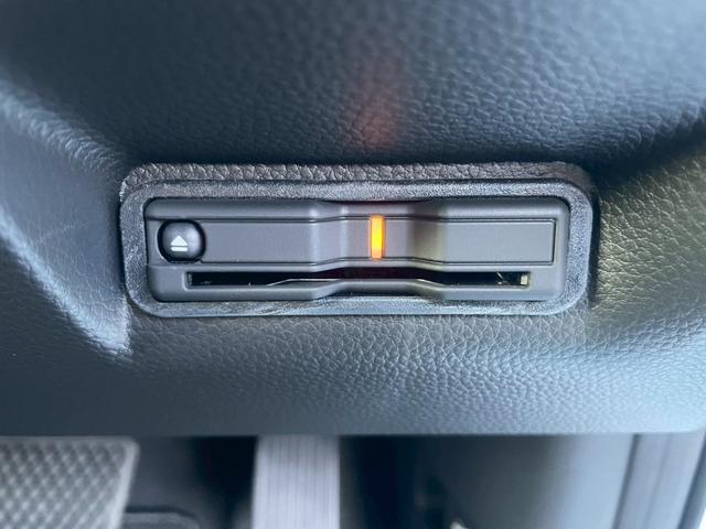 ステップワゴン ｅ：ＨＥＶスパーダ　ワンオーナー／マルチビューカメラシステム／後退出庫サポート／２列目オットマン／１１．４インチギャザズナビ／１５．６インチ後席モニター／ＢＳＭ／ＣＤ・ＤＶＤ／電動リアゲート／フルセグＴＶ／シートヒーター（35枚目）