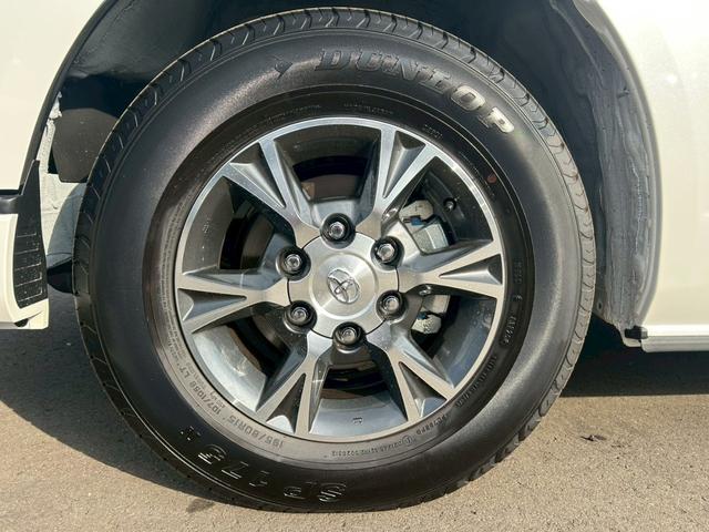 ハイエースバン スーパーＧＬ　ダークプライムＩＩ　登録済み未使用車／寒冷地仕様／パノラミックビュー／デジタルインナーミラー／両側パワースライドドア／メーカーオプション１５インチアルミホイール／アクセサリーコンセント／バックドアイージークローザー（13枚目）