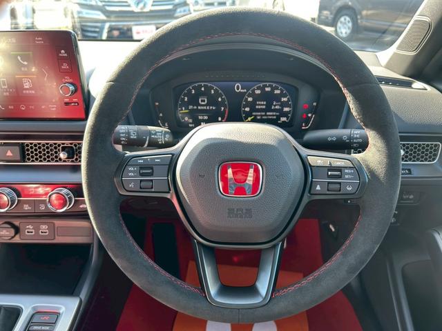 シビック タイプＲ　届出済未使用車／ホンダセンシング／ホンダコネクトディスプレイオーディオ／タイプＲ専用赤シートＬＥＤヘッドライト／バックカメラ／ＥＴＣ２．０（23枚目）