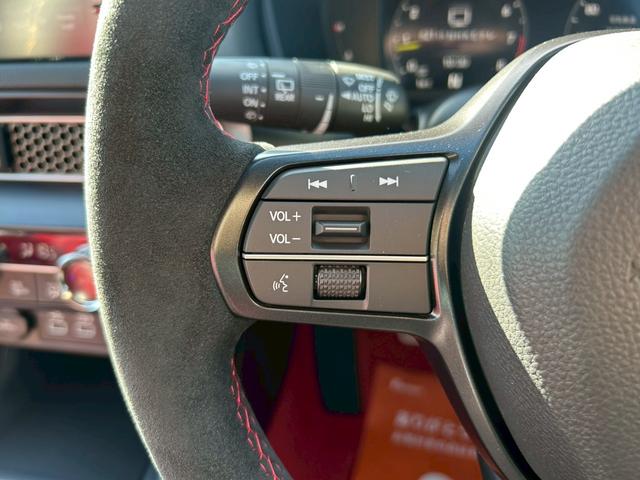 シビック タイプＲ　届出済未使用車／ホンダセンシング／ホンダコネクトディスプレイオーディオ／タイプＲ専用赤シートＬＥＤヘッドライト／バックカメラ／ＥＴＣ２．０（24枚目）