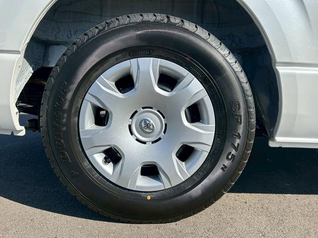 ハイエースバン ロングスーパーGL ダークプライムS 登録済未使用車/デジタルインナーミラーカメラ内臓/両側パワースライドドア/ハーフレザーシート/LEDヘッドライト/LEDフォグランプ/リアゲートイージークロジャー/ミラー型バックカメラ(14枚目)