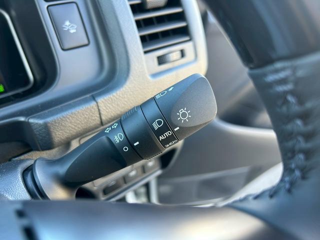 ハイエースバン ロングスーパーGL ダークプライムS 登録済未使用車/デジタルインナーミラーカメラ内臓/両側パワースライドドア/ハーフレザーシート/LEDヘッドライト/LEDフォグランプ/リアゲートイージークロジャー/ミラー型バックカメラ(25枚目)
