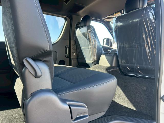 ハイエースバン ロングスーパーGL ダークプライムS 登録済未使用車/デジタルインナーミラーカメラ内臓/両側パワースライドドア/ハーフレザーシート/LEDヘッドライト/LEDフォグランプ/リアゲートイージークロジャー/ミラー型バックカメラ(44枚目)