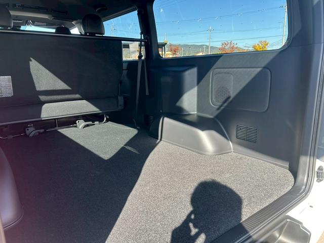 ハイエースバン ロングスーパーGL ダークプライムS 登録済未使用車/デジタルインナーミラーカメラ内臓/両側パワースライドドア/ハーフレザーシート/LEDヘッドライト/LEDフォグランプ/リアゲートイージークロジャー/ミラー型バックカメラ(48枚目)