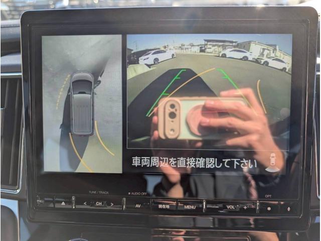 デリカＤ：５ Ｐ　ステアリングヒーター／シートヒーター／パワーシート／全周囲カメラ／ブラインドスポットモニター／レーダークルーズコントロール／パワーバックドア／ＥＴＣ車載器／純正１０．１インチナビ／ＬＥＤフォグランプ（7枚目）