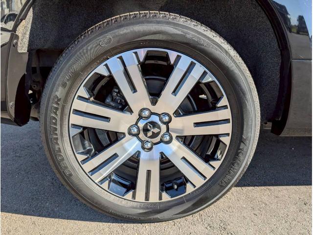 デリカＤ：５ Ｐ　ステアリングヒーター／シートヒーター／パワーシート／全周囲カメラ／ブラインドスポットモニター／レーダークルーズコントロール／パワーバックドア／ＥＴＣ車載器／純正１０．１インチナビ／ＬＥＤフォグランプ（20枚目）