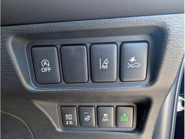 デリカＤ：５ Ｐ　ステアリングヒーター／シートヒーター／パワーシート／全周囲カメラ／ブラインドスポットモニター／レーダークルーズコントロール／パワーバックドア／ＥＴＣ車載器／純正１０．１インチナビ／ＬＥＤフォグランプ（29枚目）