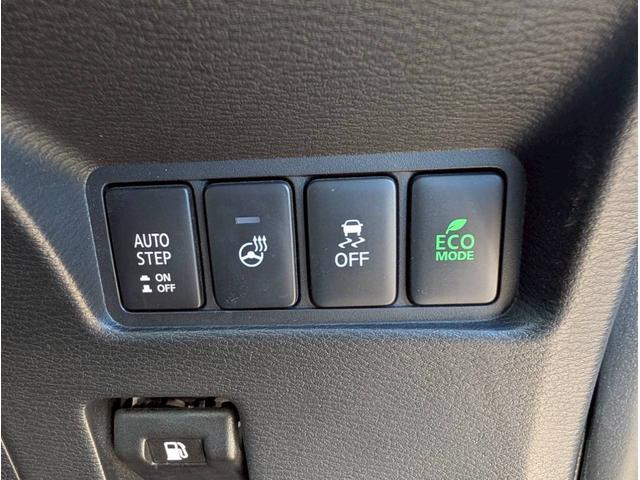 デリカＤ：５ Ｐ　ステアリングヒーター／シートヒーター／パワーシート／全周囲カメラ／ブラインドスポットモニター／レーダークルーズコントロール／パワーバックドア／ＥＴＣ車載器／純正１０．１インチナビ／ＬＥＤフォグランプ（30枚目）