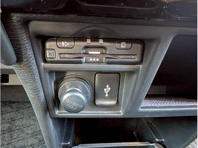 デリカＤ：５ Ｐ　ステアリングヒーター／シートヒーター／パワーシート／全周囲カメラ／ブラインドスポットモニター／レーダークルーズコントロール／パワーバックドア／ＥＴＣ車載器／純正１０．１インチナビ／ＬＥＤフォグランプ（36枚目）