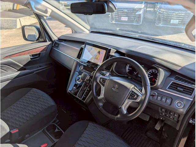 デリカＤ：５ Ｐ　ステアリングヒーター／シートヒーター／パワーシート／全周囲カメラ／ブラインドスポットモニター／レーダークルーズコントロール／パワーバックドア／ＥＴＣ車載器／純正１０．１インチナビ／ＬＥＤフォグランプ（44枚目）