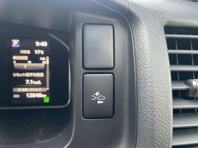 ハイエースバン スーパーＧＬ　ダークプライムＩＩ　パノラミックビューモニター／デジタルインナーミラー／ベットキット／トヨタセーフティセンス／ローダウン／シャレン１７インチアルミ／アクセサリーコンセント／ＬＥＤヘッドライト／ビルトインＥＴＣ車載器（32枚目）