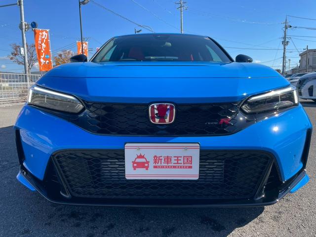 シビック タイプＲ　ワンオーナー／禁煙車／バックカメラ／ホンダセンシング／ホンダコネクトディスプレイ／デジタルグラフィックメーター／ＥＴＣ２．０車載器／フルセグＴＶ／ＬＥＤヘッドライト／クルーズコントロール／ＢＳＭ（6枚目）