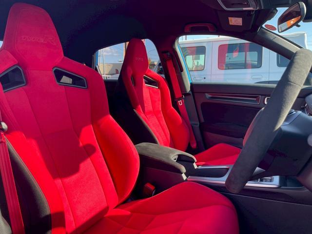 シビック タイプＲ　ワンオーナー／禁煙車／バックカメラ／ホンダセンシング／ホンダコネクトディスプレイ／デジタルグラフィックメーター／ＥＴＣ２．０車載器／フルセグＴＶ／ＬＥＤヘッドライト／クルーズコントロール／ＢＳＭ（39枚目）