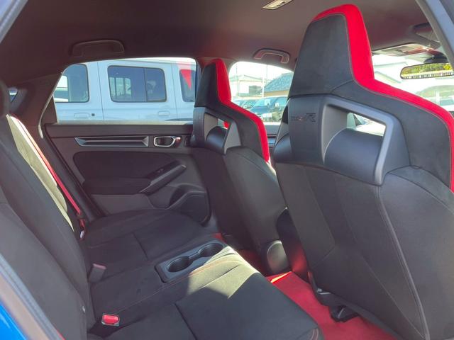 シビック タイプＲ　ワンオーナー／禁煙車／バックカメラ／ホンダセンシング／ホンダコネクトディスプレイ／デジタルグラフィックメーター／ＥＴＣ２．０車載器／フルセグＴＶ／ＬＥＤヘッドライト／クルーズコントロール／ＢＳＭ（40枚目）