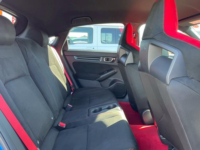 シビック タイプＲ　ワンオーナー／禁煙車／バックカメラ／ホンダセンシング／ホンダコネクトディスプレイ／デジタルグラフィックメーター／ＥＴＣ２．０車載器／フルセグＴＶ／ＬＥＤヘッドライト／クルーズコントロール／ＢＳＭ（41枚目）