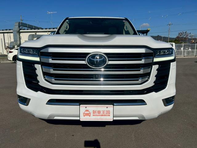 ランドクルーザー VX ワンオーナー/車両品質評価書/サンルーフ/ルーフレール/空気圧センサー/寒冷地仕様/ディスプレイオーディオ/内装ベージュ/ブラインドスポットモニター/パノラミックビューモニター/ステアリングヒーター(5枚目)