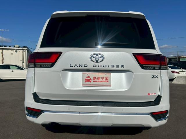 ランドクルーザー VX ワンオーナー/車両品質評価書/サンルーフ/ルーフレール/空気圧センサー/寒冷地仕様/ディスプレイオーディオ/内装ベージュ/ブラインドスポットモニター/パノラミックビューモニター/ステアリングヒーター(8枚目)