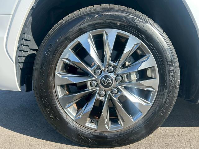 ランドクルーザー VX ワンオーナー/車両品質評価書/サンルーフ/ルーフレール/空気圧センサー/寒冷地仕様/ディスプレイオーディオ/内装ベージュ/ブラインドスポットモニター/パノラミックビューモニター/ステアリングヒーター(19枚目)