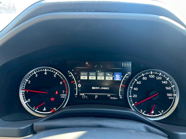 ランドクルーザー VX ワンオーナー/車両品質評価書/サンルーフ/ルーフレール/空気圧センサー/寒冷地仕様/ディスプレイオーディオ/内装ベージュ/ブラインドスポットモニター/パノラミックビューモニター/ステアリングヒーター(24枚目)