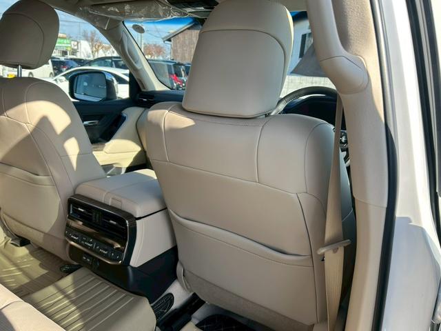 ランドクルーザー VX ワンオーナー/車両品質評価書/サンルーフ/ルーフレール/空気圧センサー/寒冷地仕様/ディスプレイオーディオ/内装ベージュ/ブラインドスポットモニター/パノラミックビューモニター/ステアリングヒーター(41枚目)
