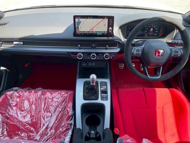 シビック タイプＲ　届出済使用車／バックカメラ／ホンダセンシング／ホンダコネクトディスプレイ／デジタルグラフィックメーター／ＥＴＣ２．０／フルセグＴＶ／ＬＥＤヘッドライト／クルーズコントロール／ブラインドスポットモニター（43枚目）