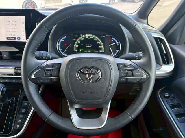 ヴォクシー ハイブリッドS-Z ワンオーナー/快適利便パッケージ/8インチディスプレイオーディオ/レーダークルーズコントロールシートヒーター/ステアリングヒーター/両側パワースライド/バックカメラ/アダプティブハイビーム/ETC(18枚目)