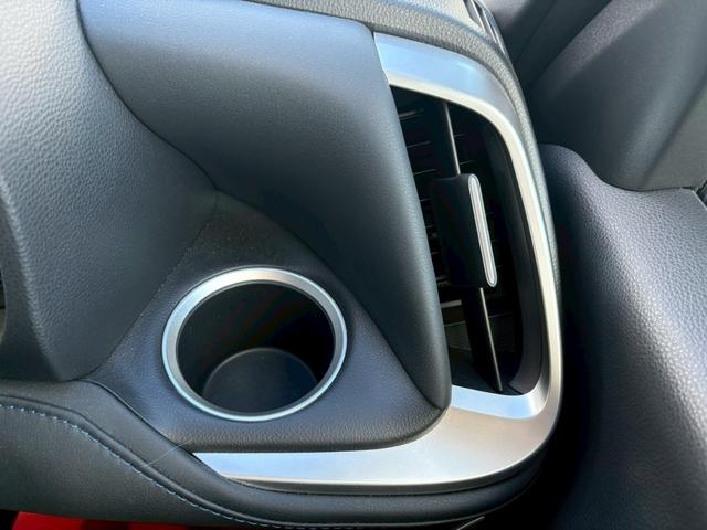 ヴォクシー ハイブリッドS-Z ワンオーナー/快適利便パッケージ/8インチディスプレイオーディオ/レーダークルーズコントロールシートヒーター/ステアリングヒーター/両側パワースライド/バックカメラ/アダプティブハイビーム/ETC(23枚目)