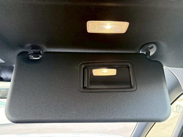 ヴォクシー ハイブリッドS-Z ワンオーナー/快適利便パッケージ/8インチディスプレイオーディオ/レーダークルーズコントロールシートヒーター/ステアリングヒーター/両側パワースライド/バックカメラ/アダプティブハイビーム/ETC(26枚目)