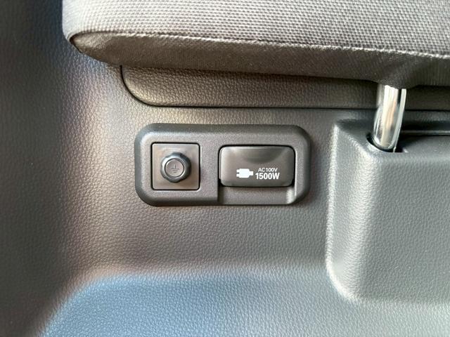 ヴォクシー ハイブリッドS-Z ワンオーナー/快適利便パッケージ/8インチディスプレイオーディオ/レーダークルーズコントロールシートヒーター/ステアリングヒーター/両側パワースライド/バックカメラ/アダプティブハイビーム/ETC(48枚目)