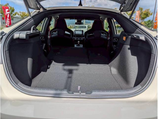 シビック タイプR 登録済未使用車/バックカメラ/ホンダセンシング/ホンダコネクトディスプレイ/デジタルグラフィックメーター/ETC2.0車載器/フルセグTV/LEDヘッドライト/クルーズコントロール(50枚目)