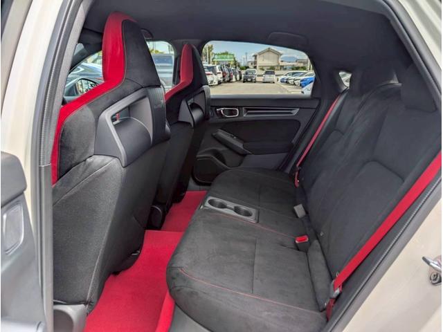 シビック タイプR 登録済未使用車/バックカメラ/ホンダセンシング/ホンダコネクトディスプレイ/デジタルグラフィックメーター/ETC2.0車載器/フルセグTV/LEDヘッドライト/クルーズコントロール(52枚目)