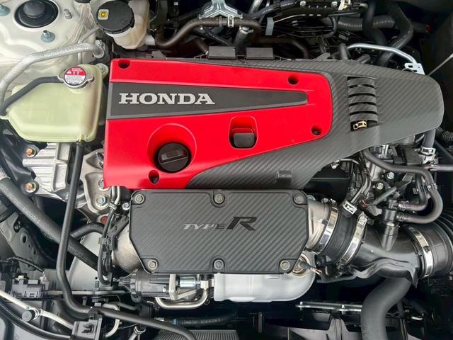 シビック タイプR 登録済未使用車/バックカメラ/ホンダセンシング/ホンダコネクトディスプレイ/デジタルグラフィックメーター/ETC2.0車載器/フルセグTV/LEDヘッドライト/クルーズコントロール(58枚目)