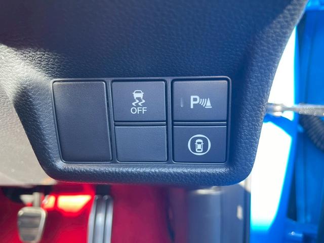 シビック タイプR 届出済使用車/バックカメラ/ホンダセンシング/ホンダコネクトディスプレイ/デジタルグラフィックメーター/ETC2.0/フルセグTV/LEDヘッドライト/クルーズコントロール/ブラインドスポットモニター(31枚目)