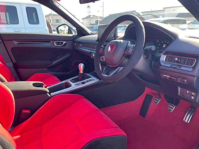 シビック タイプR 届出済使用車/バックカメラ/ホンダセンシング/ホンダコネクトディスプレイ/デジタルグラフィックメーター/ETC2.0/フルセグTV/LEDヘッドライト/クルーズコントロール/ブラインドスポットモニター(32枚目)