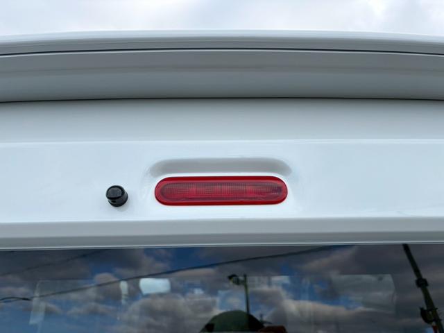 エブリイワゴン PZターボスペシャル ハイルーフ/登録済未使用車/LEDヘッドライト/両側パワースライドドア/フロントフォグランプ/コーナーセンサー/車線逸脱警報システム/横滑防止システム/パワーウィンドー/電動格納ミラー/シートヒーター(17枚目)