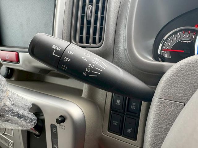 エブリイワゴン PZターボスペシャル ハイルーフ/登録済未使用車/LEDヘッドライト/両側パワースライドドア/フロントフォグランプ/コーナーセンサー/車線逸脱警報システム/横滑防止システム/パワーウィンドー/電動格納ミラー/シートヒーター(24枚目)