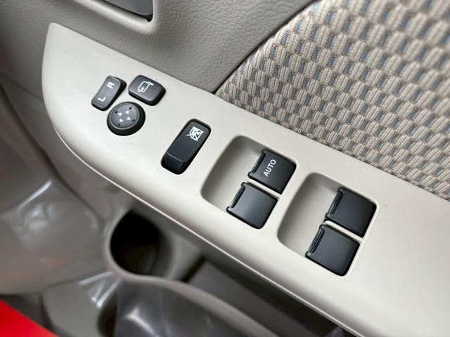 エブリイワゴン PZターボスペシャル ハイルーフ/登録済未使用車/LEDヘッドライト/両側パワースライドドア/フロントフォグランプ/コーナーセンサー/車線逸脱警報システム/横滑防止システム/パワーウィンドー/電動格納ミラー/シートヒーター(27枚目)