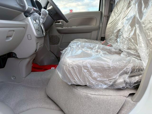 エブリイワゴン PZターボスペシャル ハイルーフ/登録済未使用車/LEDヘッドライト/両側パワースライドドア/フロントフォグランプ/コーナーセンサー/車線逸脱警報システム/横滑防止システム/パワーウィンドー/電動格納ミラー/シートヒーター(49枚目)