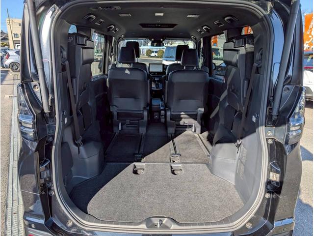 ヴォクシー ハイブリッドＳ－Ｚ　１０．５インチディスプレイオーディオ／トヨタチームメイト／ＣＤ・ＤＶＤデッキ／快適利便パッケージ／アドバンストドライブ／セーフティセンス／ＢＳＭ／ＡＣ１００Ｖ（47枚目）