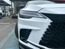ＲＸ５００ｈ　Ｆスポーツパフォーマンス　マクレビ／寒冷地仕様／ＴＲＤマフラー／ＴＲＤダイナミクスエアロ／２１インチＡＷ／輻射ヒータ／オレンジキャリパー／ＨＤＭＩポート／ワイヤレス充電／パノラマルーフ／ルーフレール／デジタルインナーミラー（23枚目）