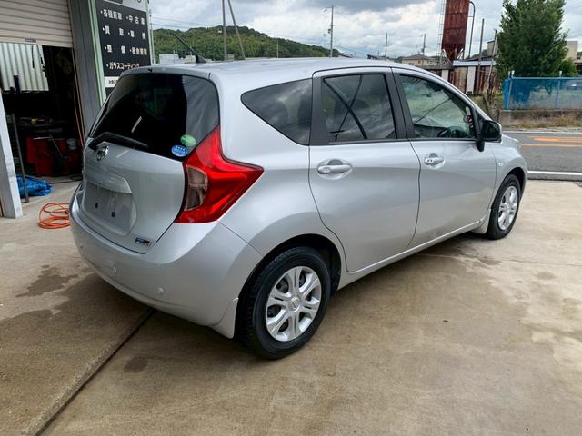 ノート X DIG-S エマージェンシーブレーキパッケージ ワンセグナビ・ETC・エマージェンシーブレーキ・アラウンドビューモニター・自動防眩ミラー・ヒーターミラー・踏み間違い防止(9枚目)